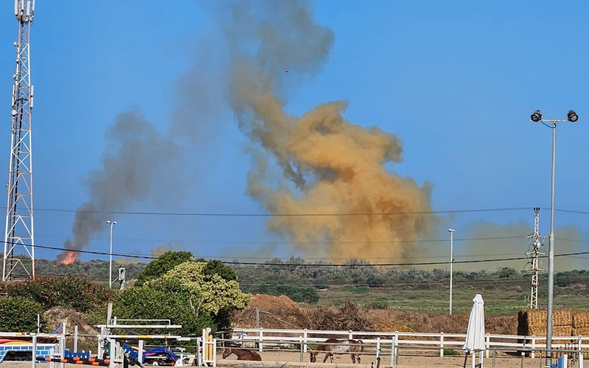 פיצוץ במתחם תע"ש בנוף ים בחודש יוני השנה (צילום: עיריית הרצליה)