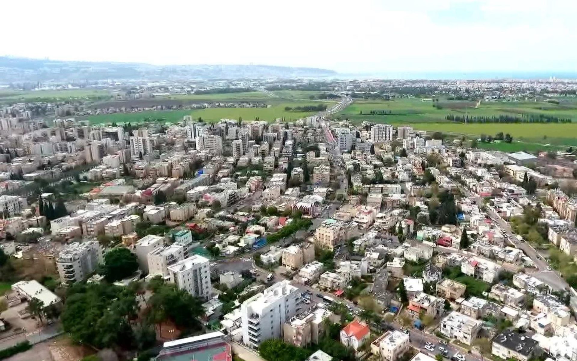 קריית אתא (צילום: באדיבות עמוד הפייסבוק של עיריית קריית אתא)